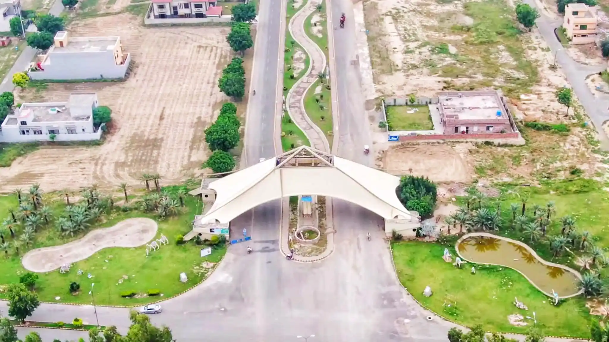 Khayaban-e-Amin gate