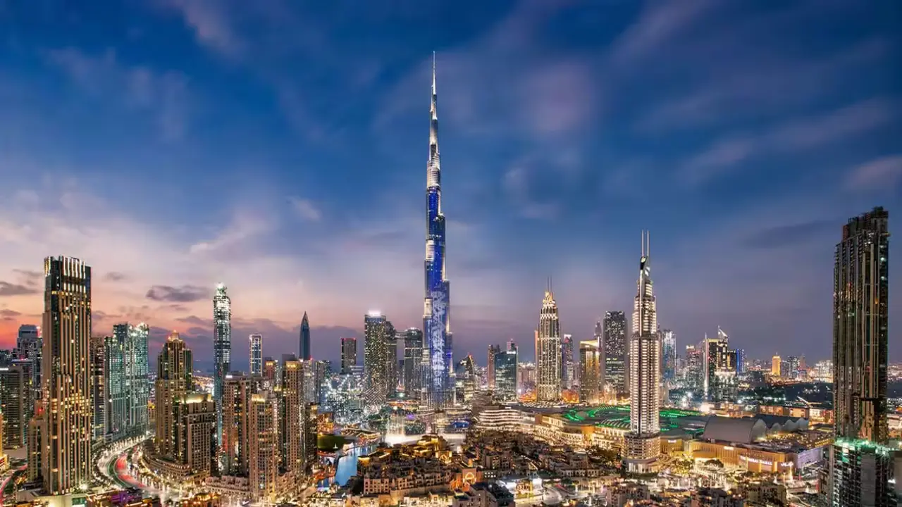 Dubai Commercial, Dubai Skyline